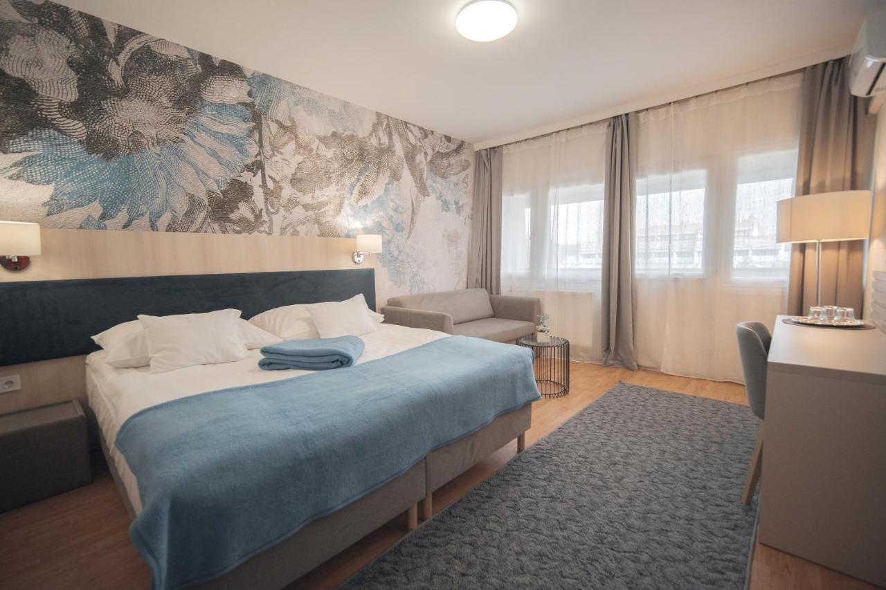 Hoforras Hotel Gyula Exteriér fotografie